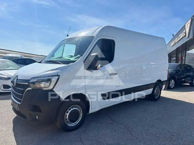 2021 Renault Master