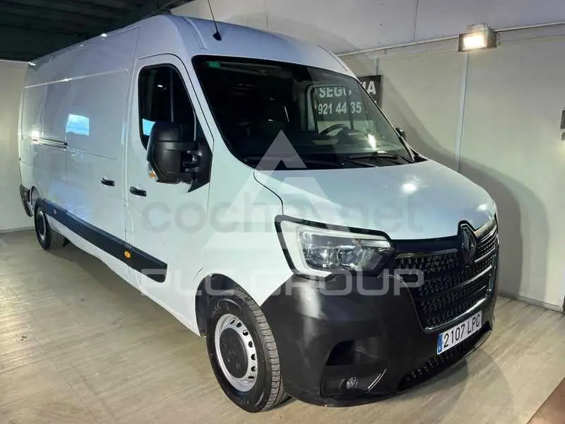 2021 Renault Master