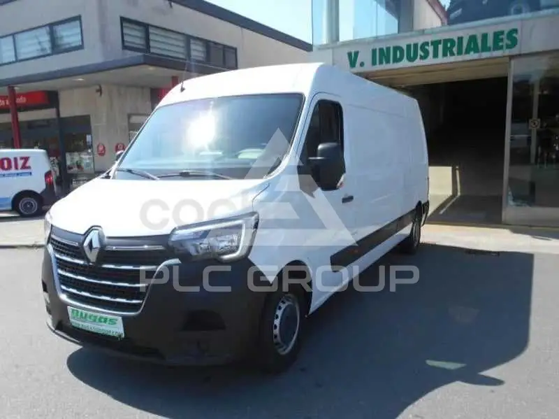 2021 Renault Master