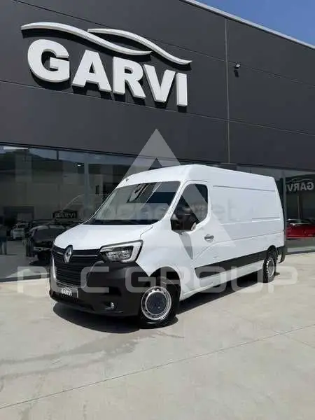 2021 Renault Master