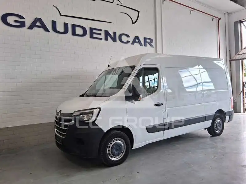 2021 Renault Master