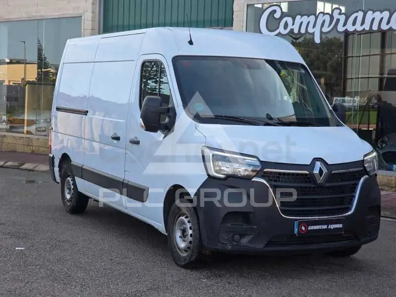 2021 Renault Master