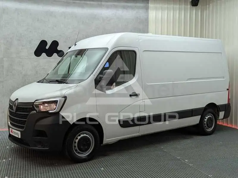 2021 Renault Master