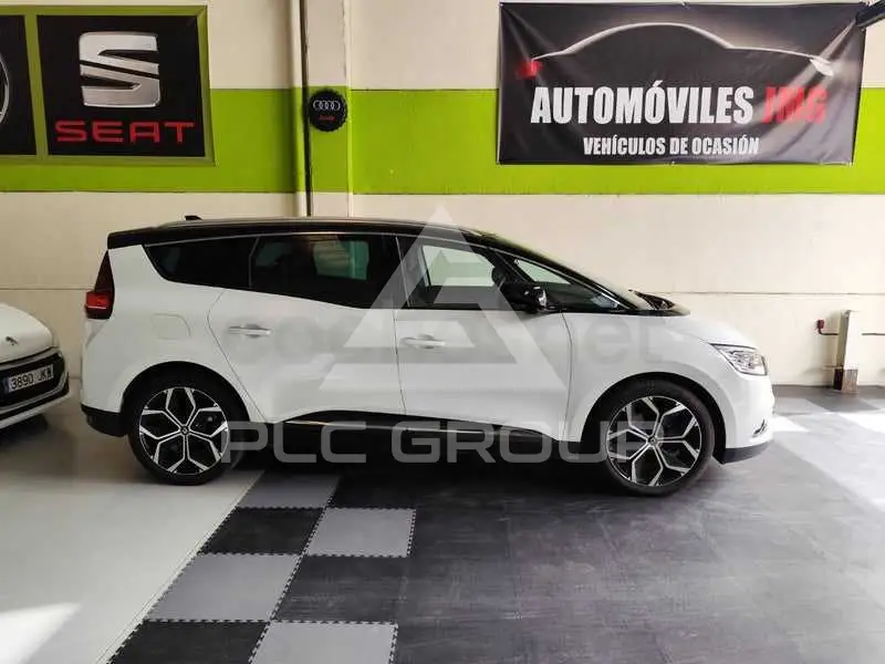 2021 Renault Grand Scenic