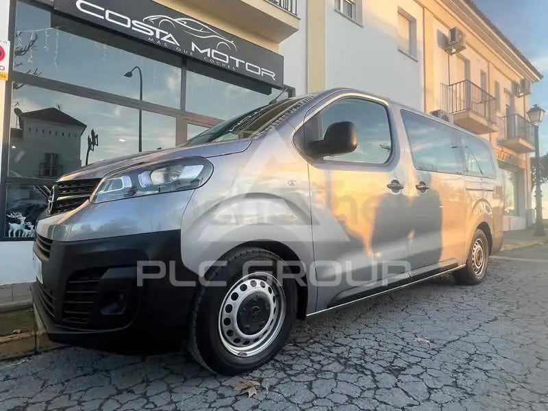 2021 Opel Vivaro