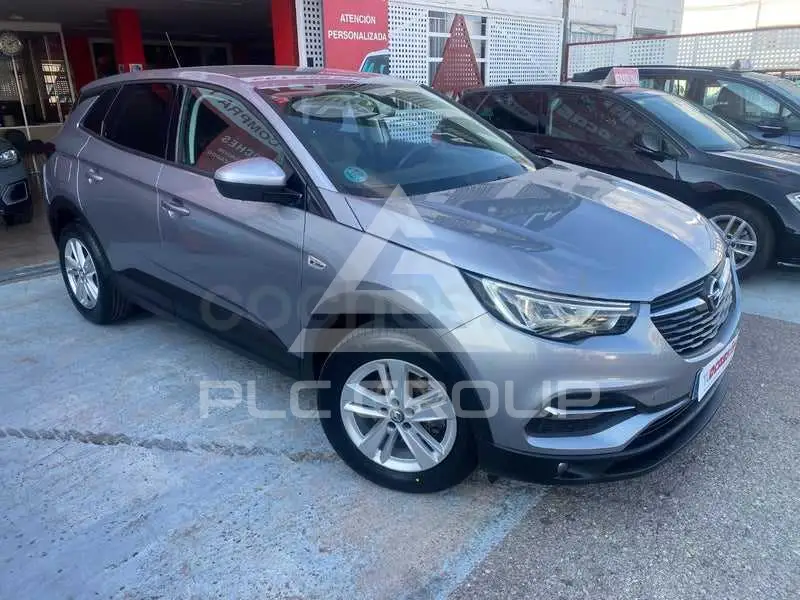 2021 Opel GrandlandX