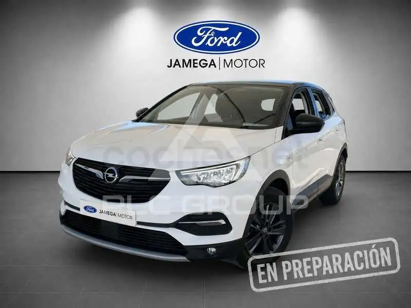 2021 Opel GrandlandX