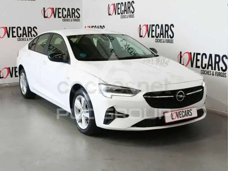2021 Opel Insignia