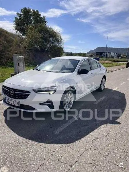 2021 Opel Insignia