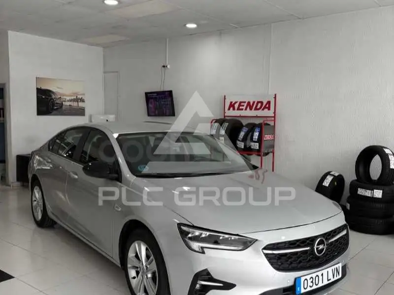 2021 Opel Insignia