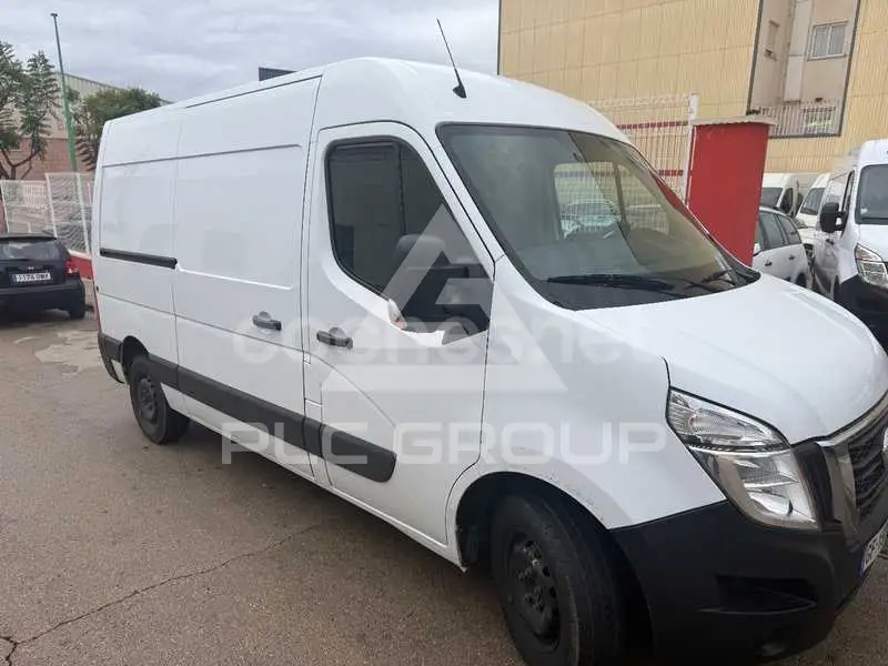 2022 Nissan Interstar
