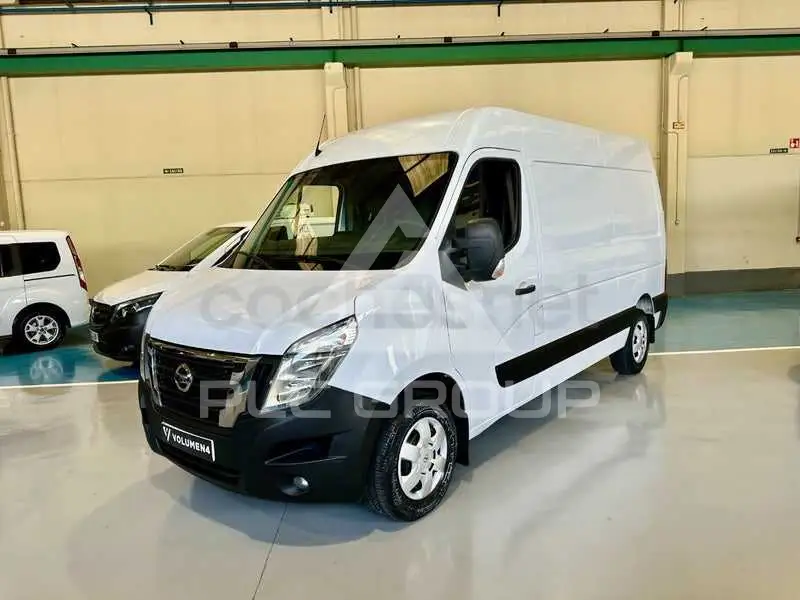 2022 Nissan Interstar