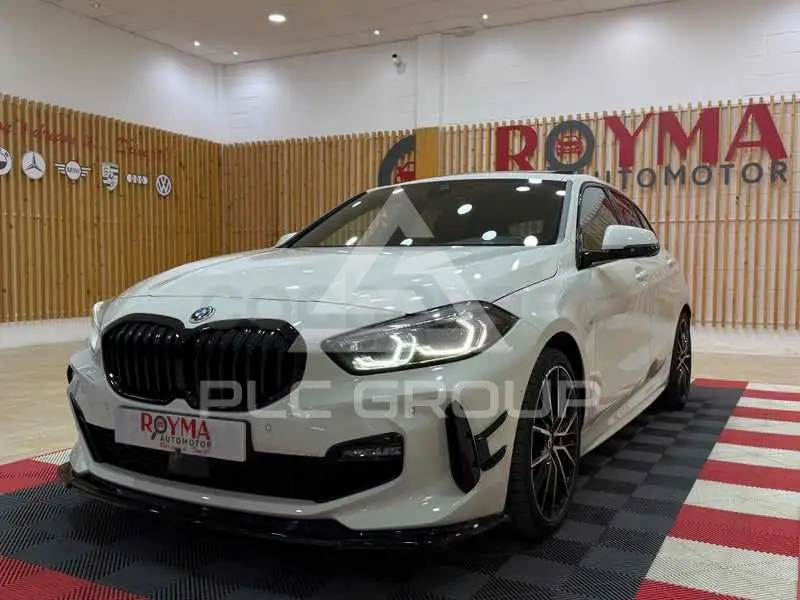 2022 BMW 1 series