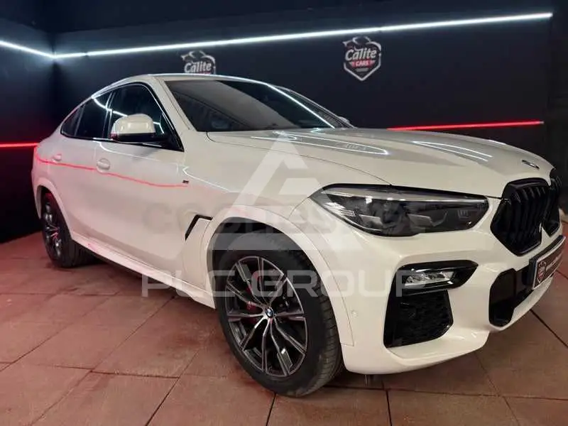 2022 BMW X6