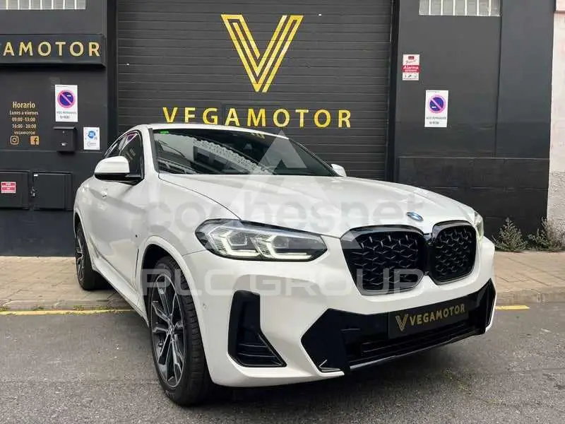 2022 BMW X4