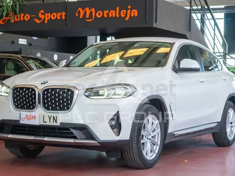 2022 BMW X4