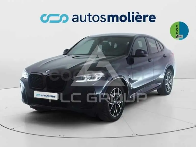 2022 BMW X4