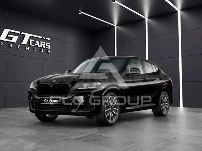 2022 BMW X4