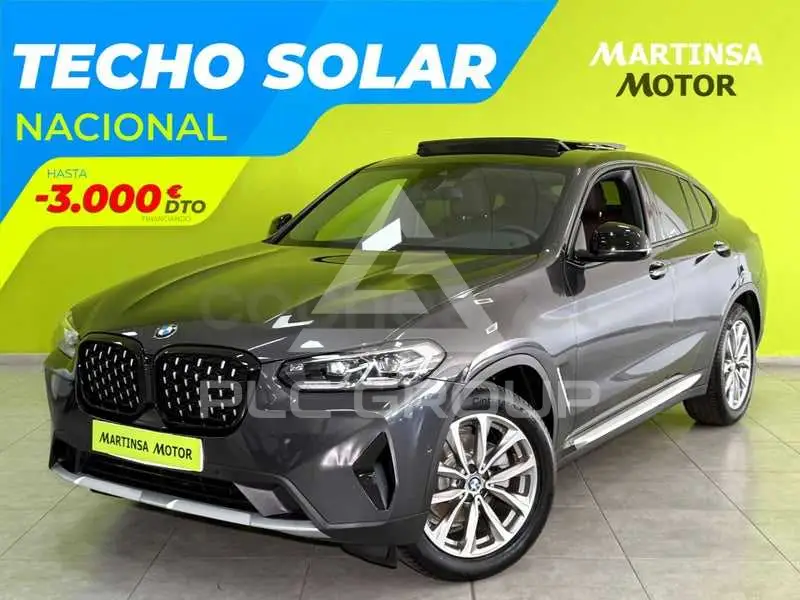 2022 BMW X4