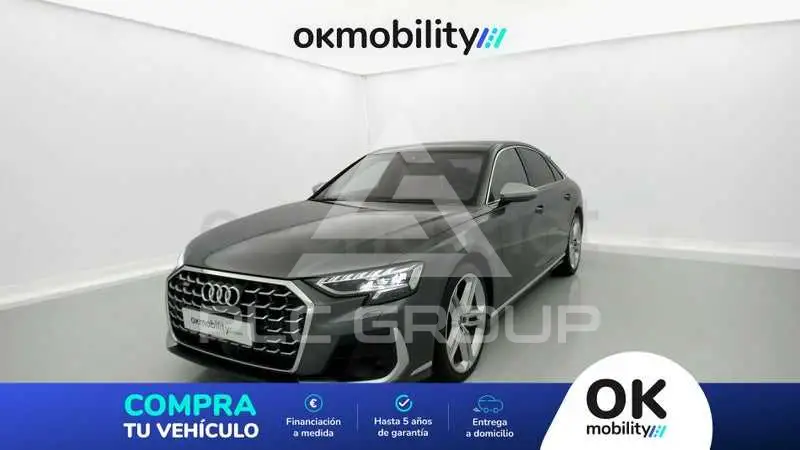 2022 Audi A8