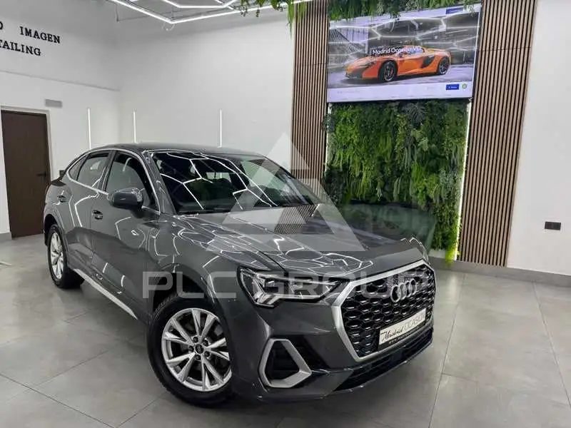 2022 Audi Q3