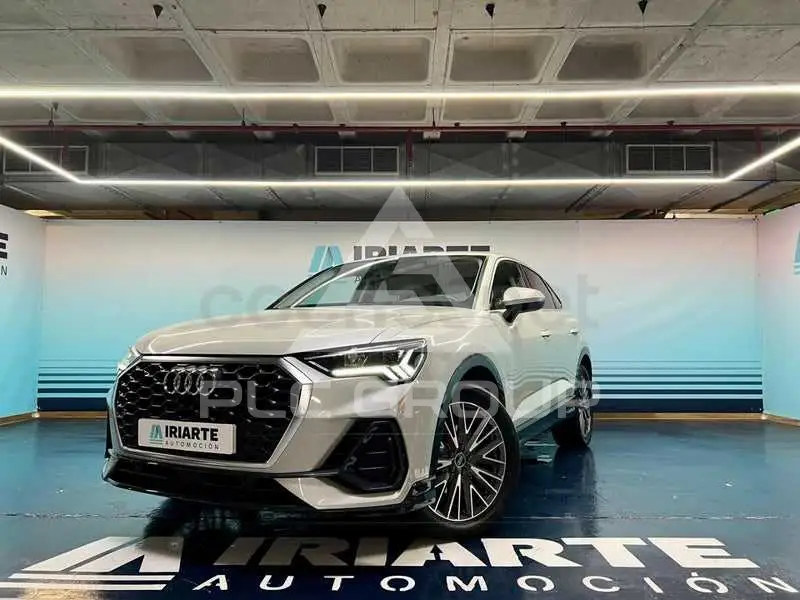 2022 Audi Q3