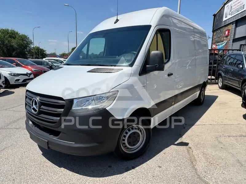 2022 Mercedes Benz Sprinter