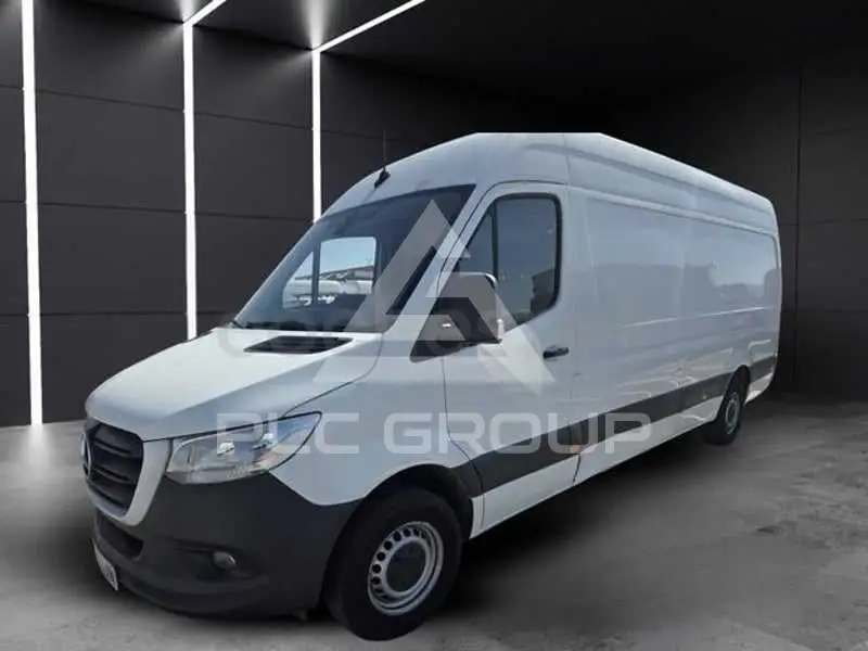2022 Mercedes Benz Sprinter
