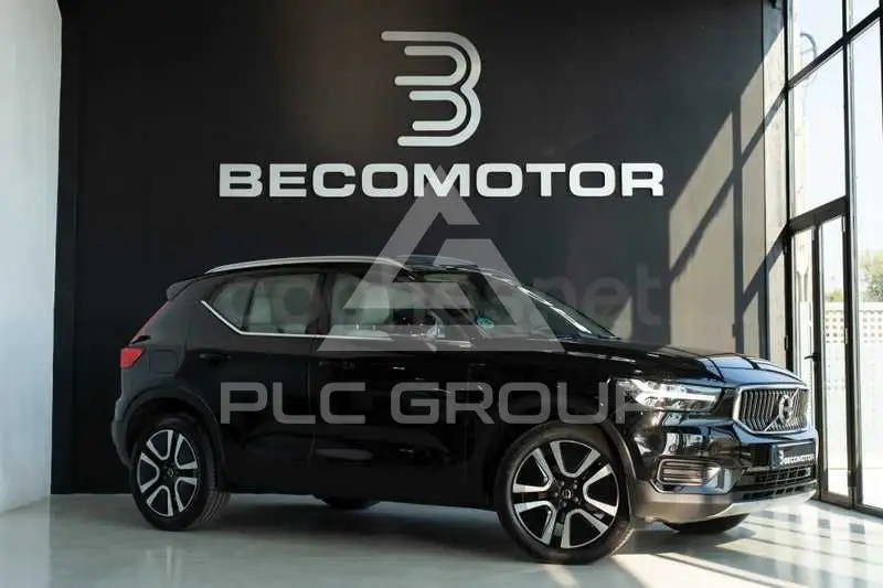 2022 Volvo XC40