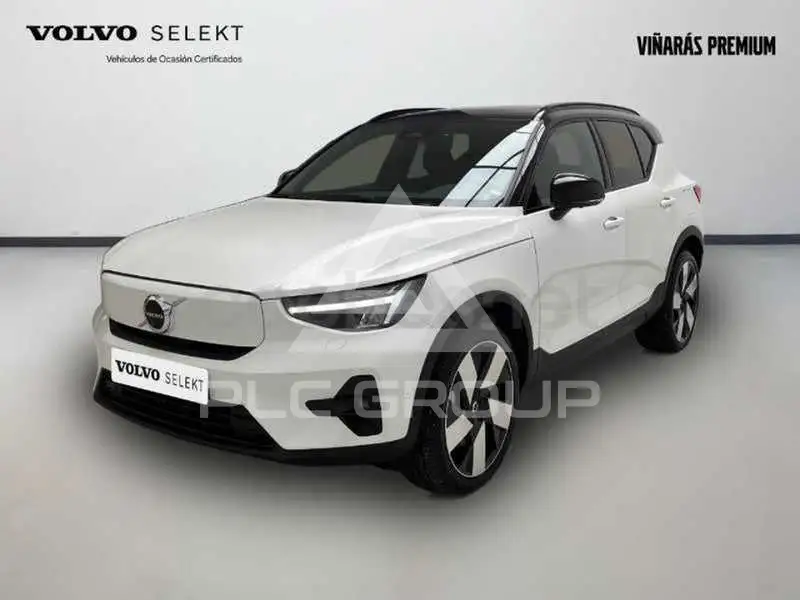 2022 Volvo XC40