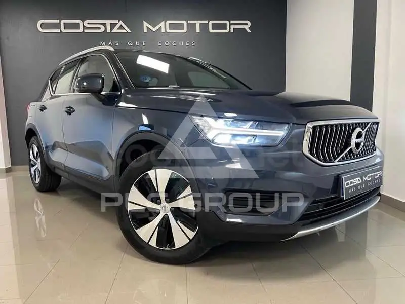 2022 Volvo XC40