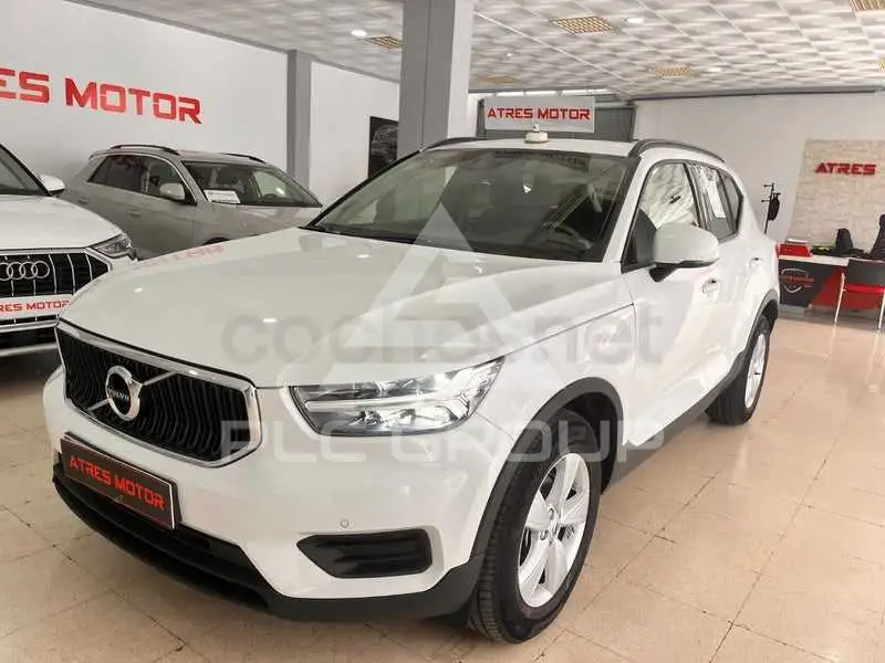 2022 Volvo XC40