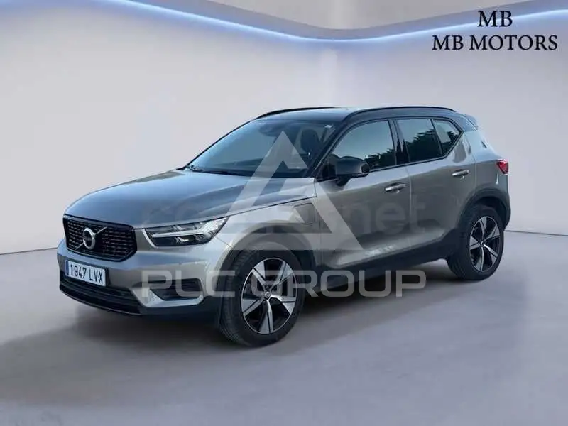 2022 Volvo XC40
