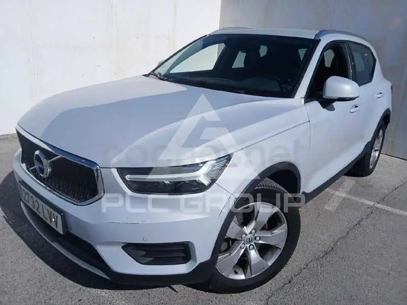 2022 Volvo XC40