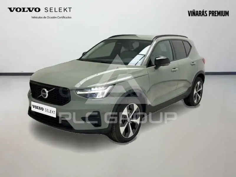2022 Volvo XC40