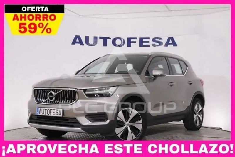 2022 Volvo XC40