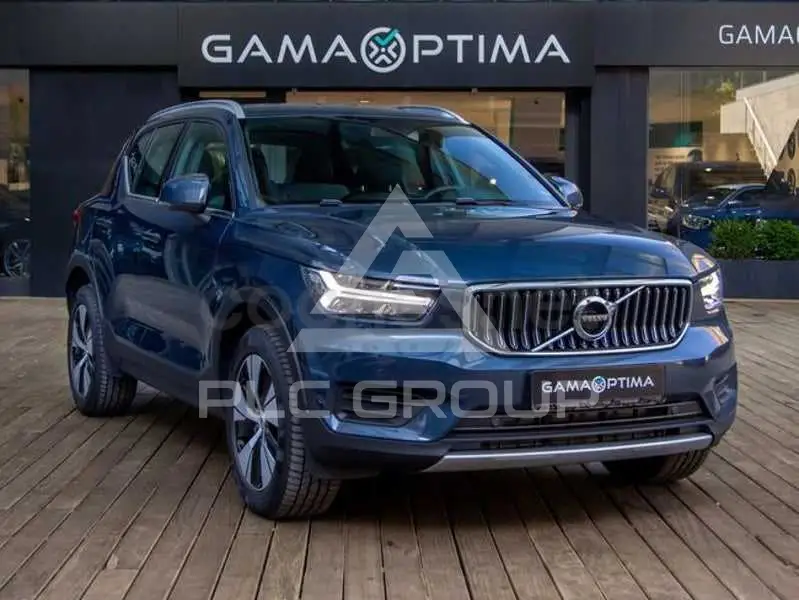2022 Volvo XC40