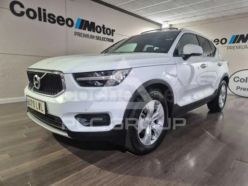 2022 Volvo XC40