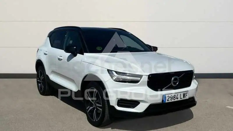 2022 Volvo XC40