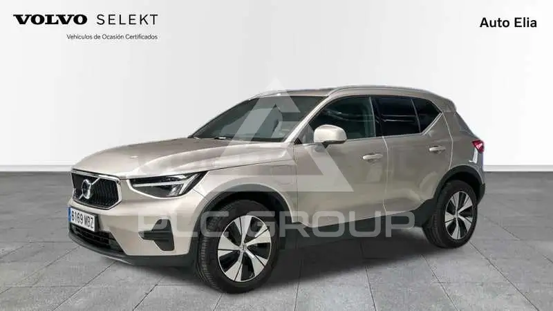 2022 Volvo XC40