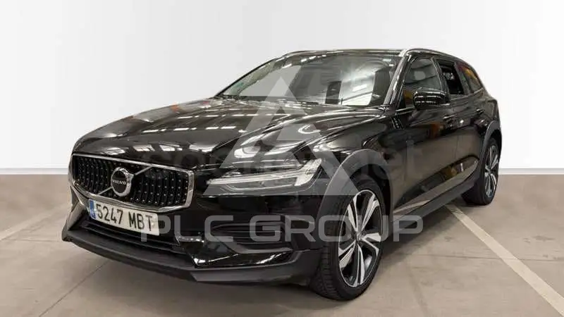 2022 Volvo V60