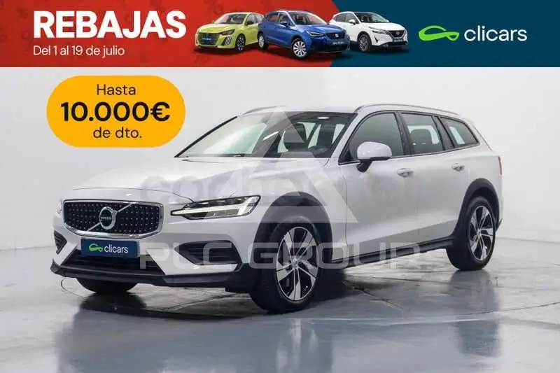 2022 Volvo V60