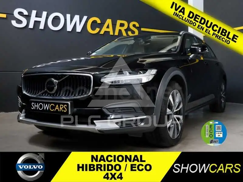 2022 Volvo V90