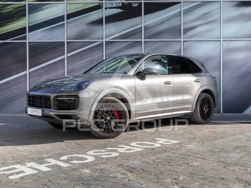 2022 Porsche Cayenne
