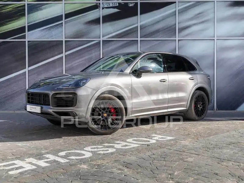 2022 Porsche Cayenne