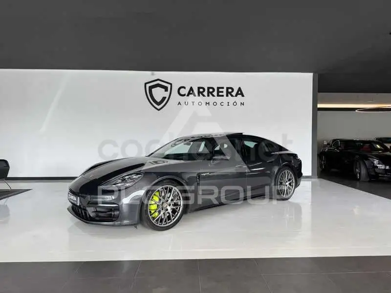 2022 Porsche Panamera