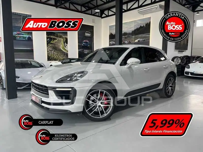2022 Porsche MACAN
