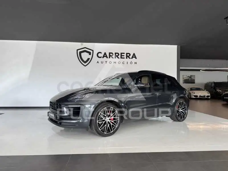 2022 Porsche MACAN