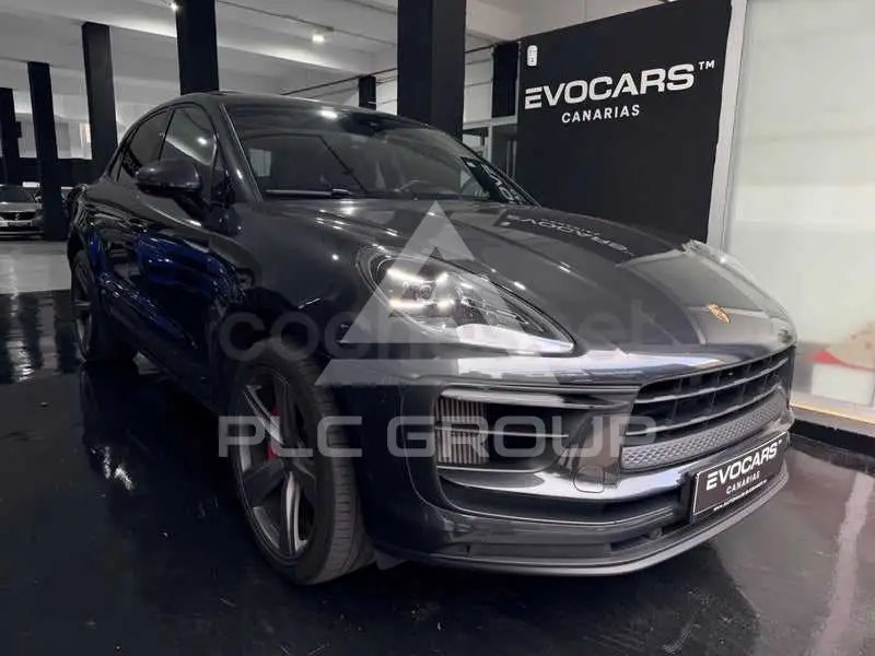 2022 Porsche MACAN