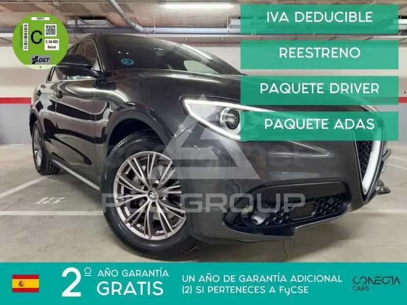 2022 Alfa Romeo Stelvio